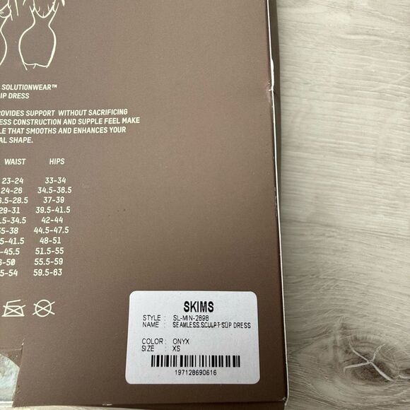 Skims Seamless Sculpt Slip Dress Onyx XS NWT in packaging - Picture 6 of 7